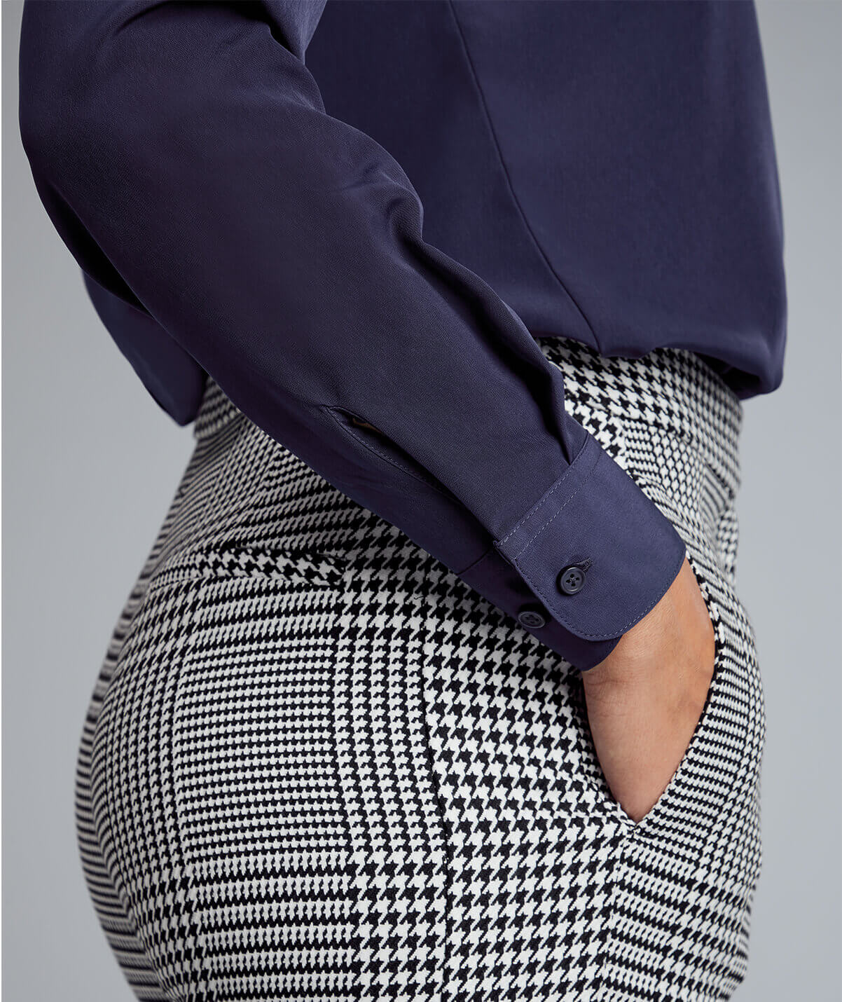 Erin Editions Uniform Blouse Long Sleeve - Image 8
